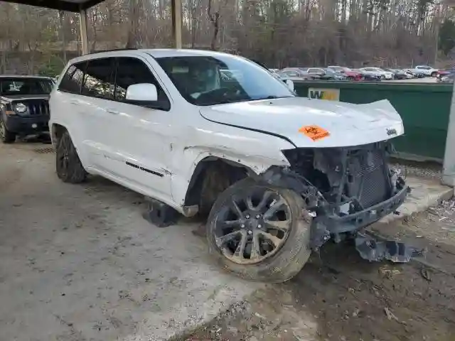 1C4RJEAG3JC260342 2018 JEEP GRAND CHEROKEE-3