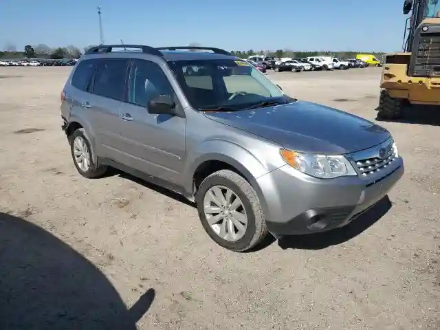 JF2SHAEC6BH753757 2011 SUBARU FORESTER-3