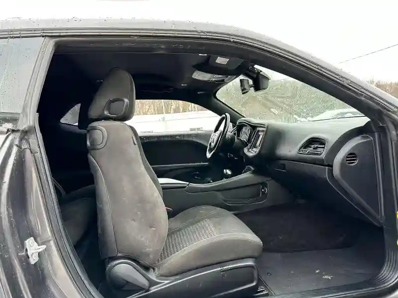 2C3CDZBT8JH141994 2018 DODGE CHALLENGER-4