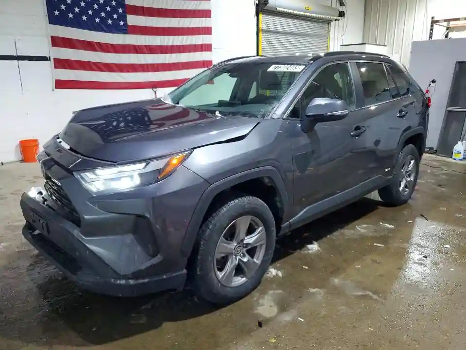 2T3RWRFV9RW200929 2024 TOYOTA RAV4-0