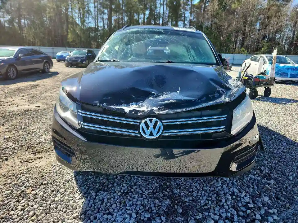 WVGAV7AX1FW545359 2015 VOLKSWAGEN TIGUAN-4