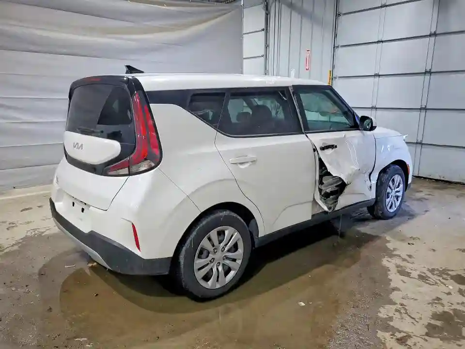 KNDJ23AU9P7892848 2023 KIA SOUL-2