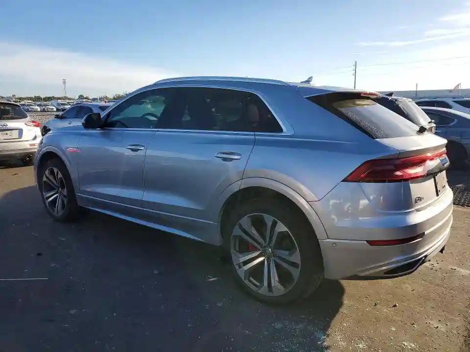 WA1CVAF1XKD044937 2019 AUDI Q8-1