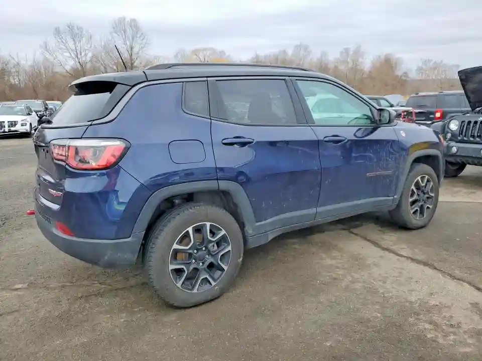 3C4NJDDBXLT203314 2020 JEEP COMPASS-2