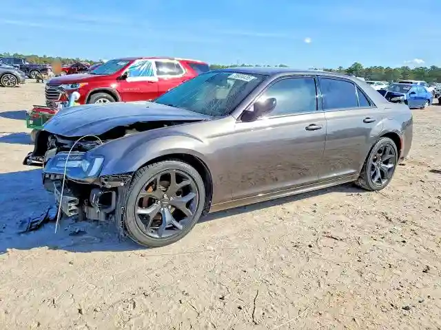 2C3CCAAG2LH201067 2020 CHRYSLER 300-0