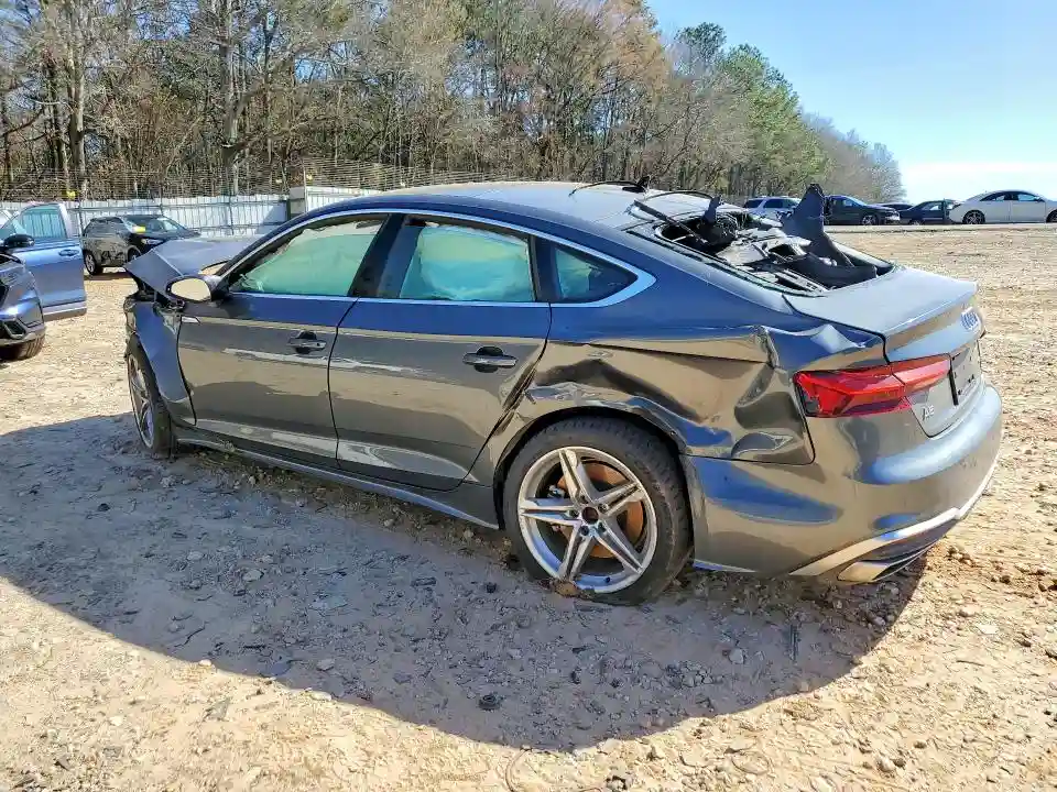 WAUDACF5XMA013063 2021 AUDI A5-1