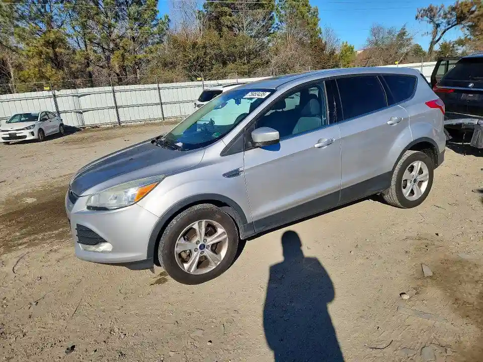 1FMCU0G92GUC64891 2016 FORD ESCAPE-0