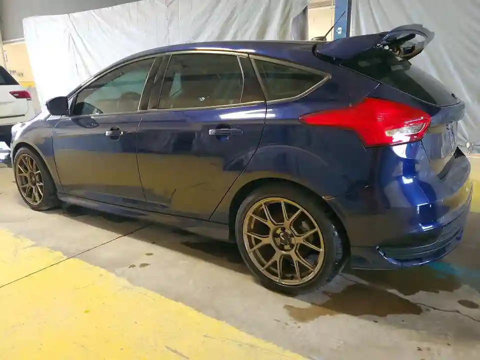 1FADP3L90GL243931 2016 FORD FOCUS-1