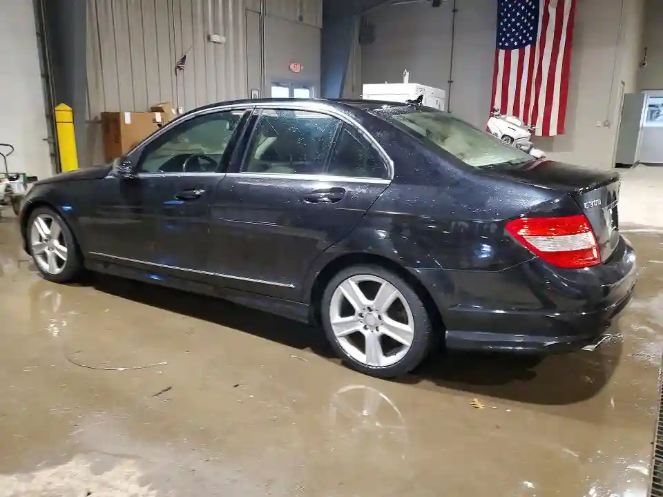 WDDGF5EB2AR107011 2010 MERCEDES-BENZ C-CLASS-1