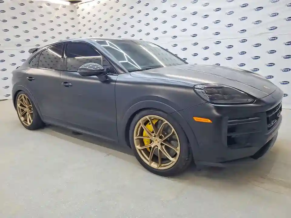 WP1BK2AY2RDA72499 2024 PORSCHE CAYENNE-3
