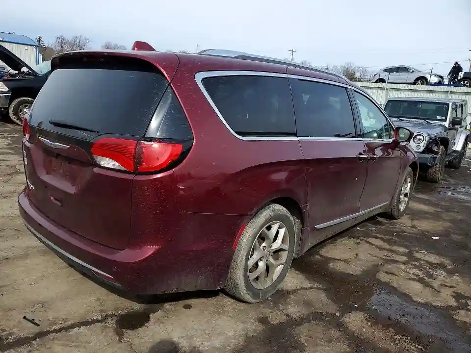 2C4RC1EG1JR270730 2018 CHRYSLER PACIFICA-2