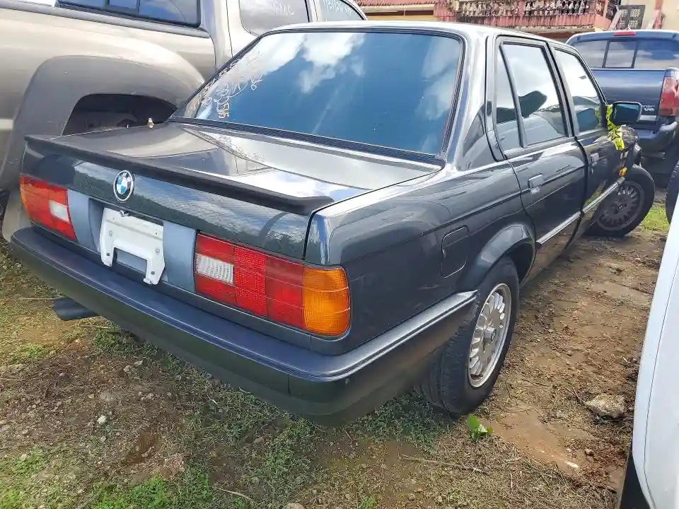 WBAAD21060AF63647 1989 BMW 3 SERIES-2