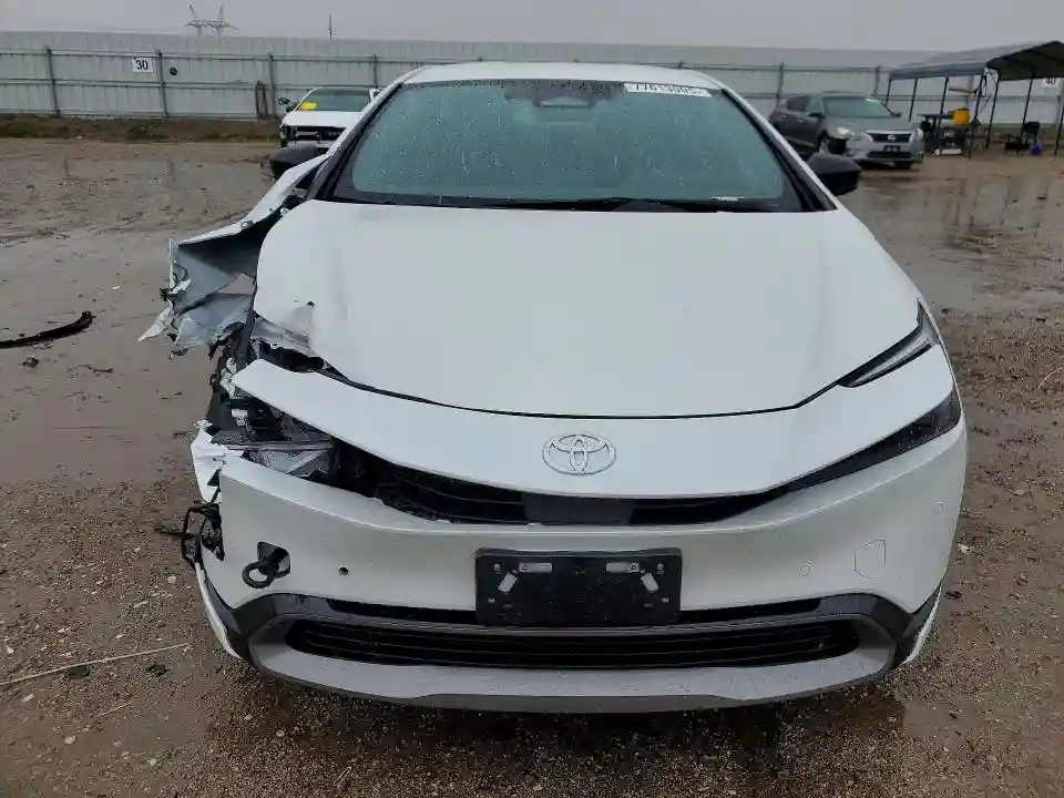 JTDACAAUXS3060341 2025 TOYOTA PRIUS-4