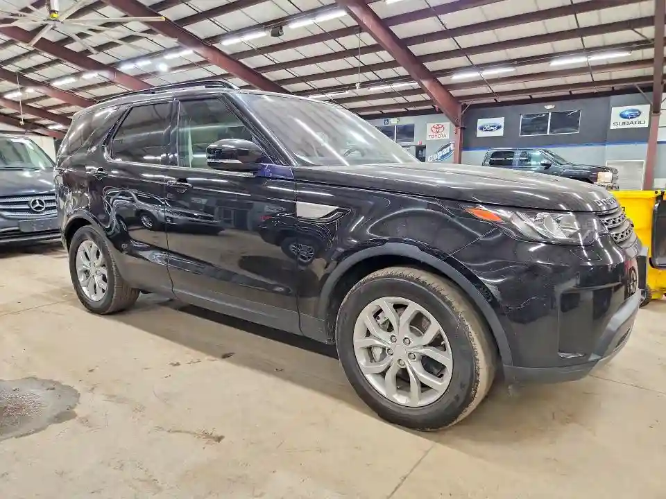 SALRG2RV9JA057928 2018 LAND ROVER DISCOVERY-3