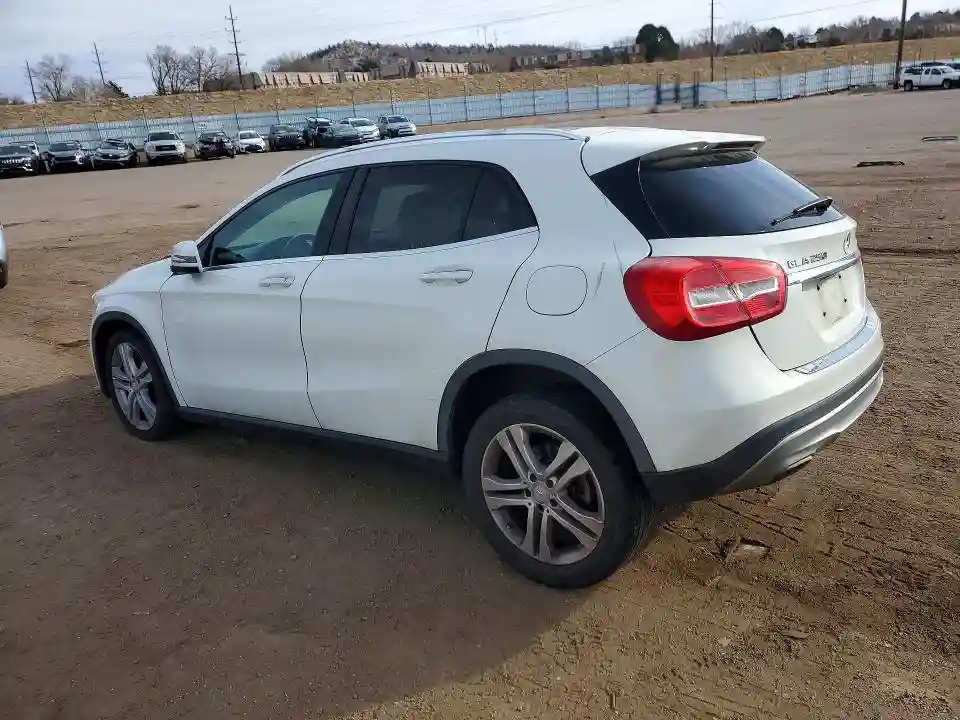 WDCTG4EB1HJ294177 2017 MERCEDES-BENZ GLA-CLASS-1