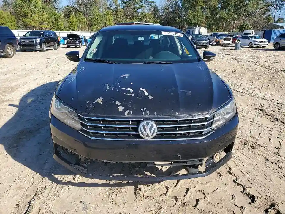 1VWAT7A30HC006918 2017 VOLKSWAGEN PASSAT-4