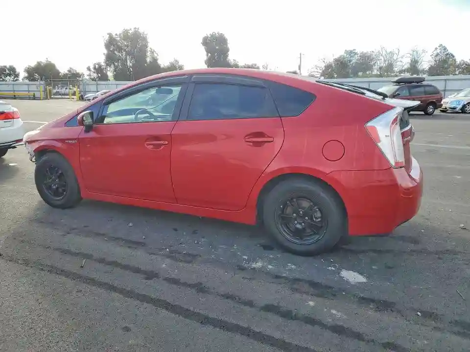 JTDKN3DU1F0469762 2015 TOYOTA PRIUS-1