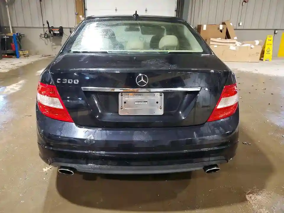 WDDGF5EB2AR107011 2010 MERCEDES-BENZ C-CLASS-5