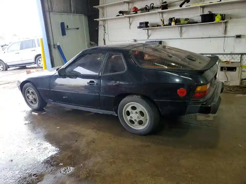 WP0AA0924HN456779 1987 PORSCHE 924-1