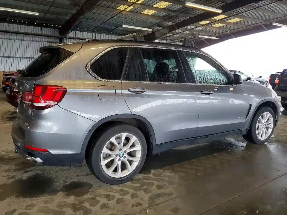 5UXKT0C53G0S75300 2016 BMW X5-2