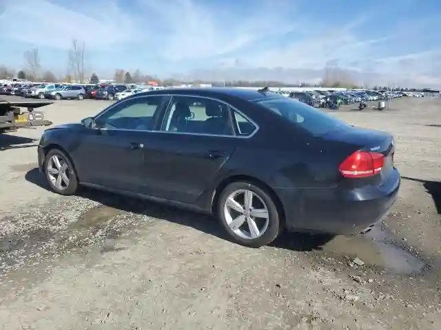 1VWBT7A38FC031633 2015 VOLKSWAGEN PASSAT-1