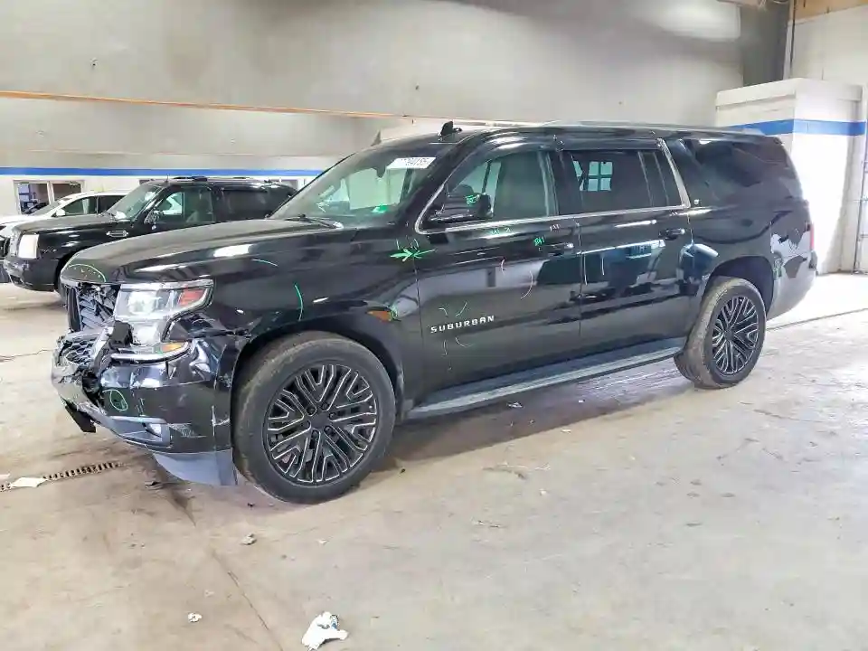 1GNSKHKC8JR151052 2018 CHEVROLET SUBURBAN-0