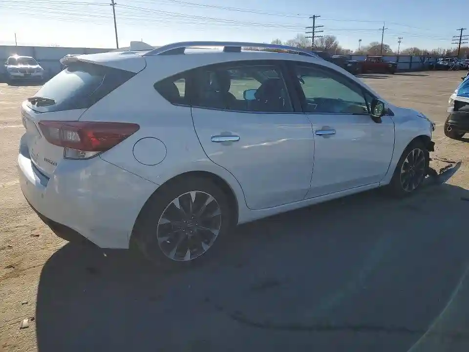 4S3GTAT6XN3700125 2022 SUBARU IMPREZA-2