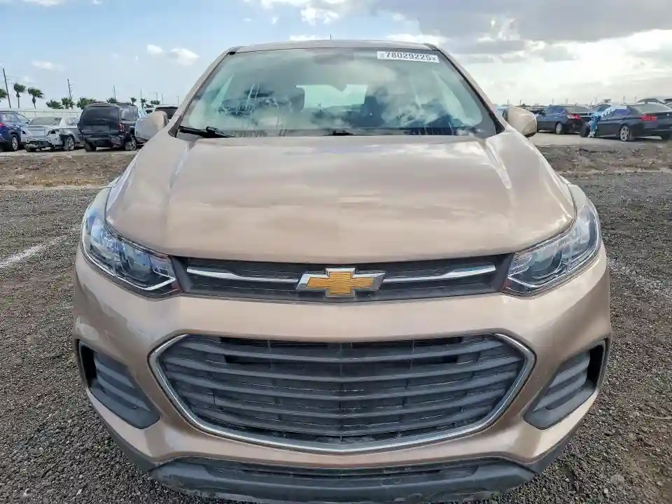 3GNCJKSB9JL410747 2018 CHEVROLET TRAX-4