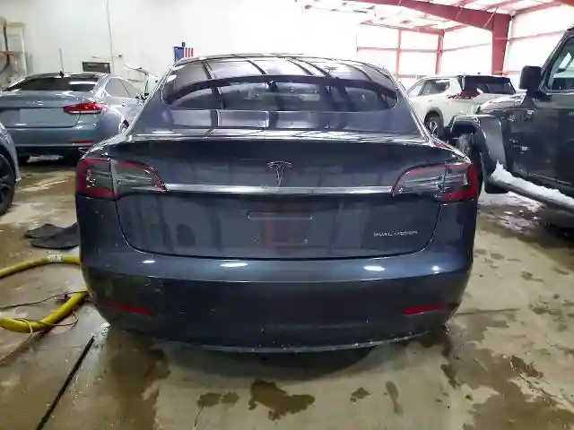 5YJ3E1EB9JF135026 2018 TESLA MODEL 3-5