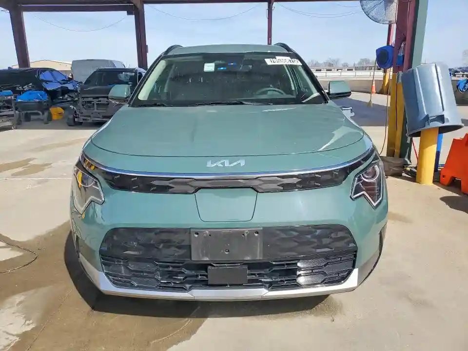 KNDCR3L19R5108383 2024 KIA NIRO WIND-4