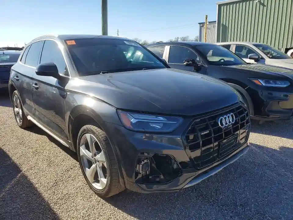 WA1BAAFY4M2010205 2021 AUDI Q5-3