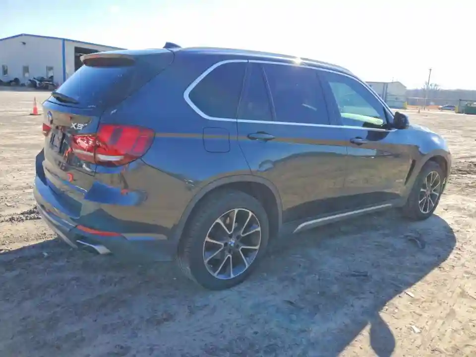 5UXKR0C54J0X85208 2018 BMW X5-2