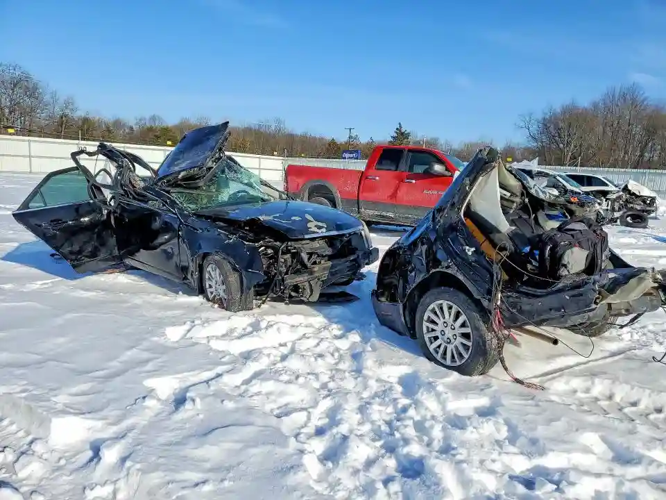 1G6DF5E56C0107885 2012 CADILLAC CTS-3