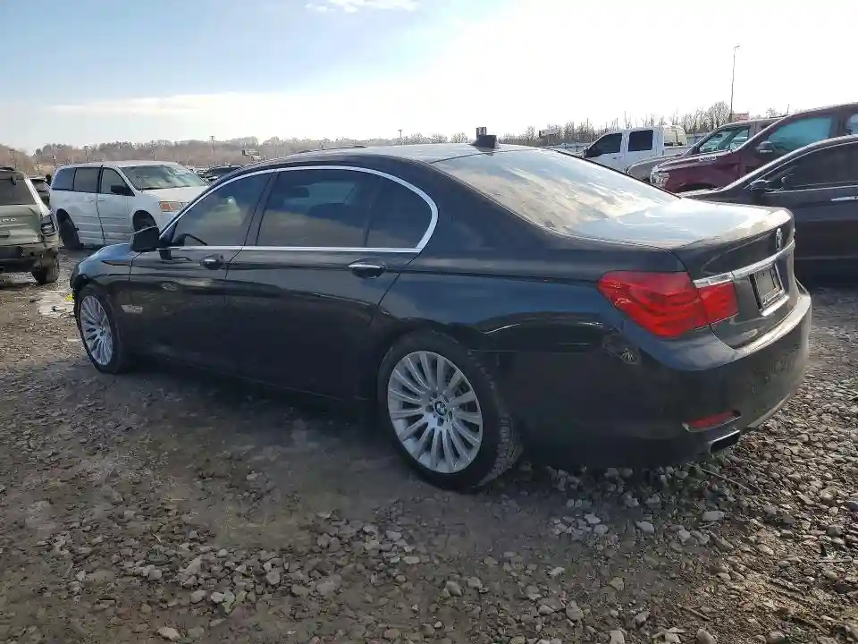 WBAKC8C55CC436462 2012 BMW 7 SERIES-1