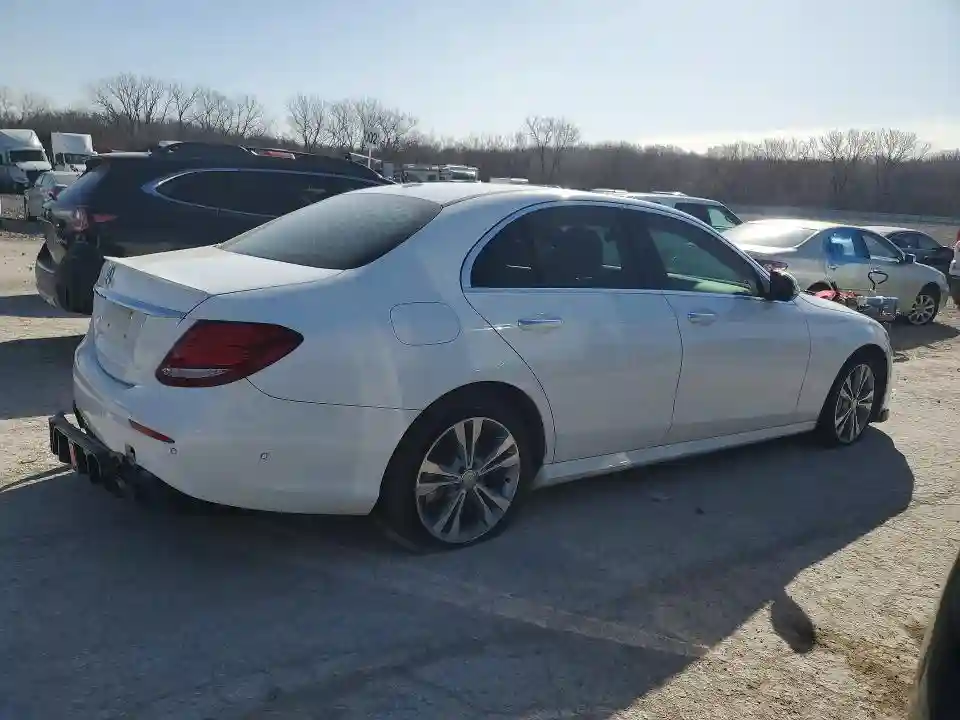 WDDZF4JB7HA089932 2017 MERCEDES-BENZ E-CLASS-2