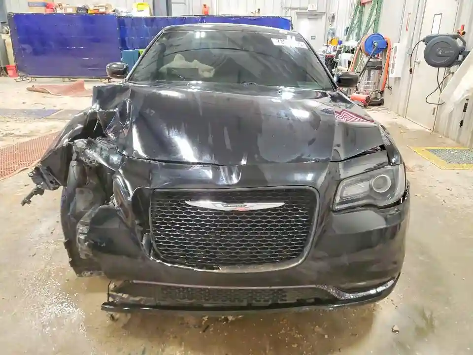2C3CCAGG0KH539816 2019 CHRYSLER 300-4