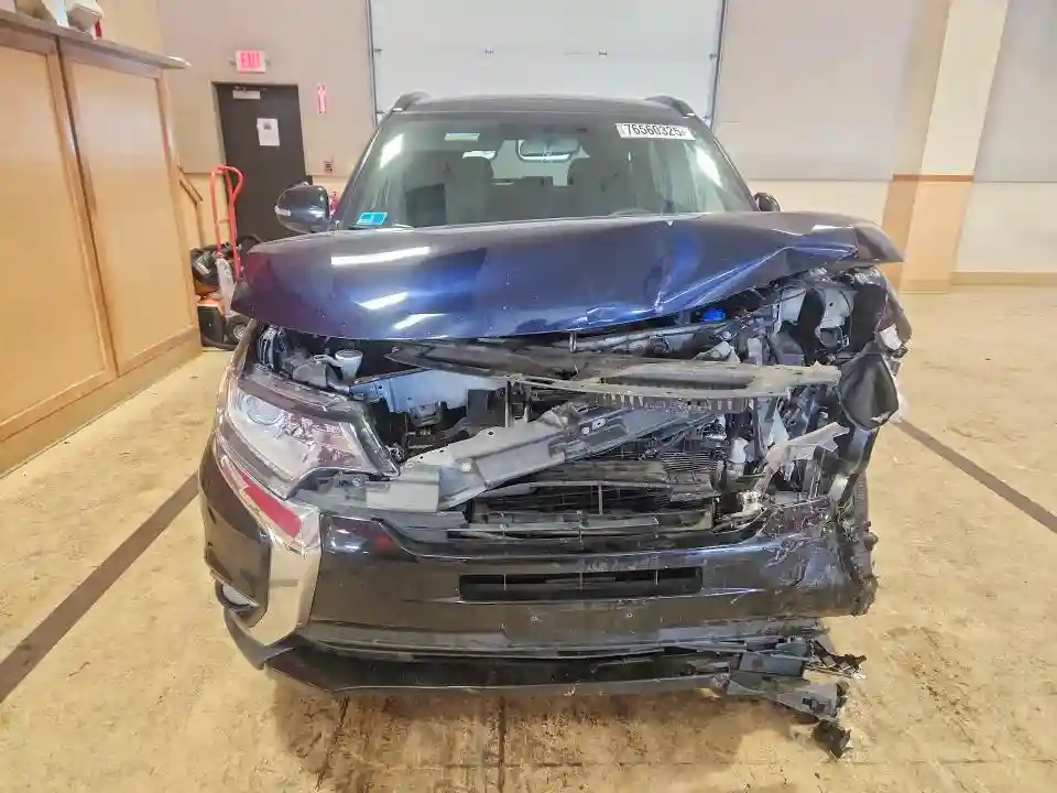 JA4AZ3A37JZ051152 2018 MITSUBISHI OUTLANDER-4