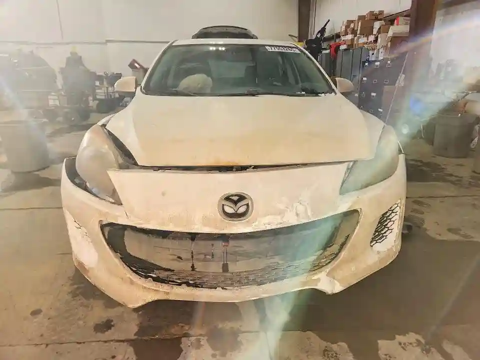 JM1BL1L72C1672591 2012 MAZDA 3-4