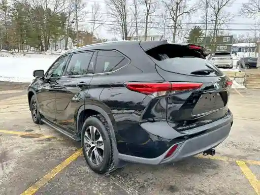 5TDGBRCH7MS527583 2021 TOYOTA HIGHLANDER-1