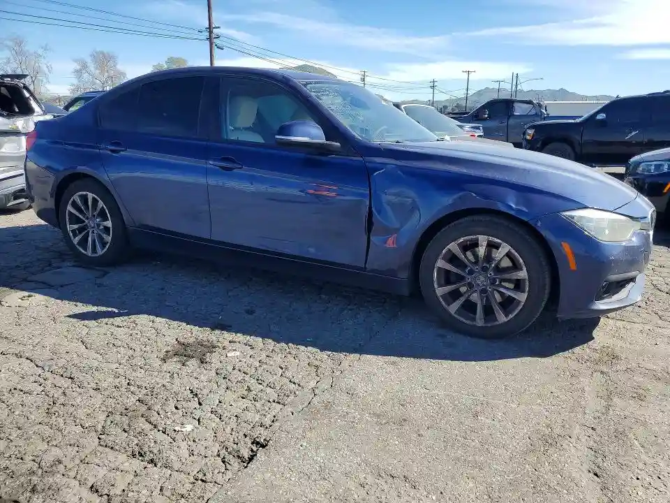 WBA8E1G51HNU14847 2017 BMW 3 SERIES-3