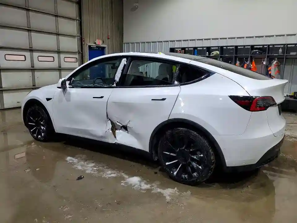 5YJYGDEE6MF071043 2021 TESLA MODEL Y-1