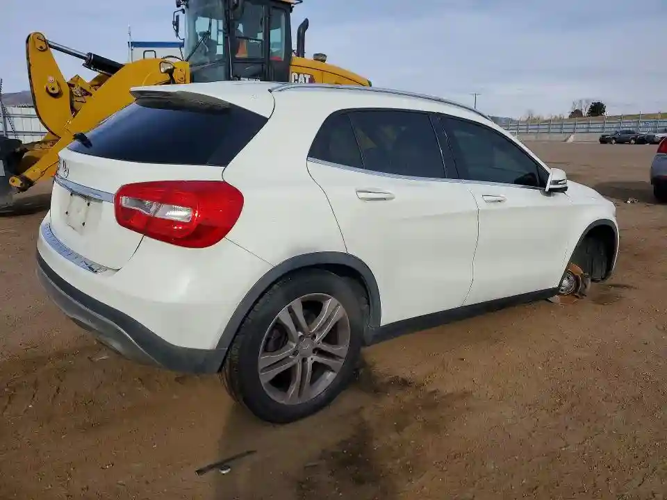 WDCTG4EB1HJ294177 2017 MERCEDES-BENZ GLA-CLASS-2