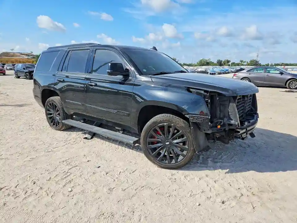 1GYS4DKJXKR214092 2019 CADILLAC ESCALADE-3