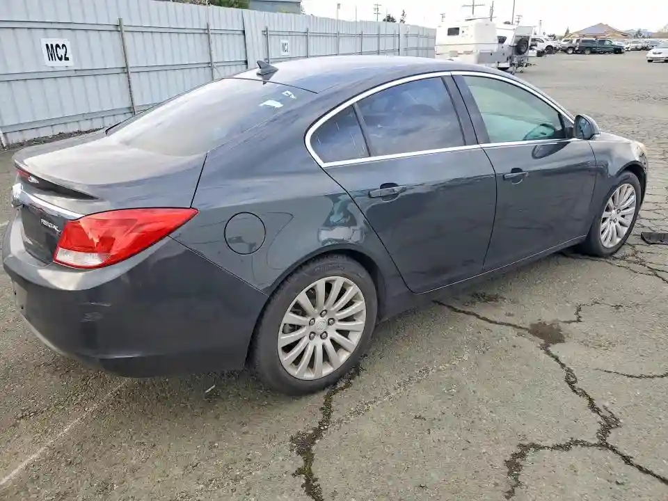 2G4GR5EK8C9175128 2012 BUICK REGAL-2