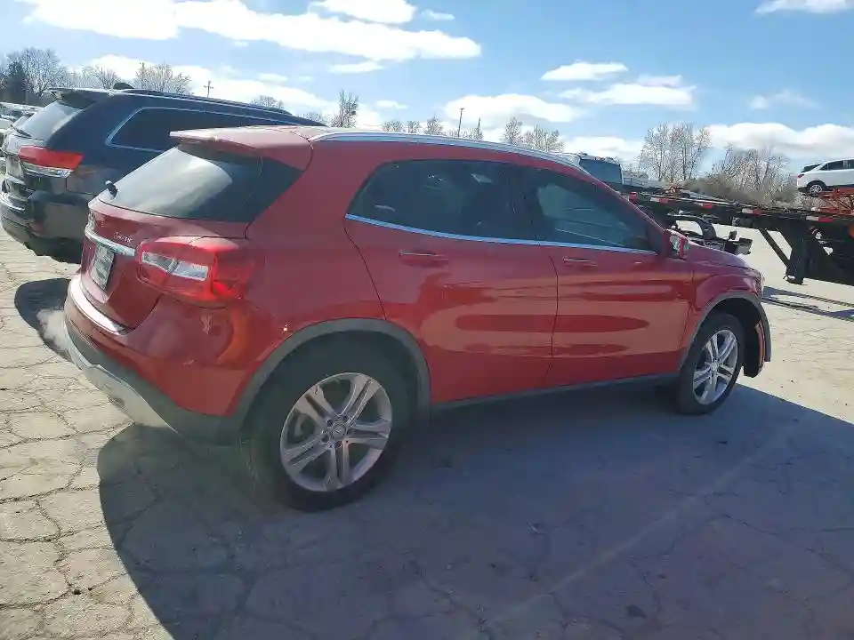 WDCTG4GB7JJ373324 2018 MERCEDES-BENZ GLA-CLASS-2