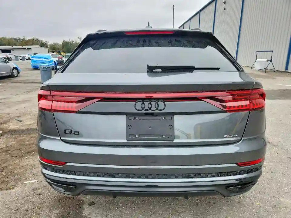 WA1FVAF17MD019669 2021 AUDI Q8-5