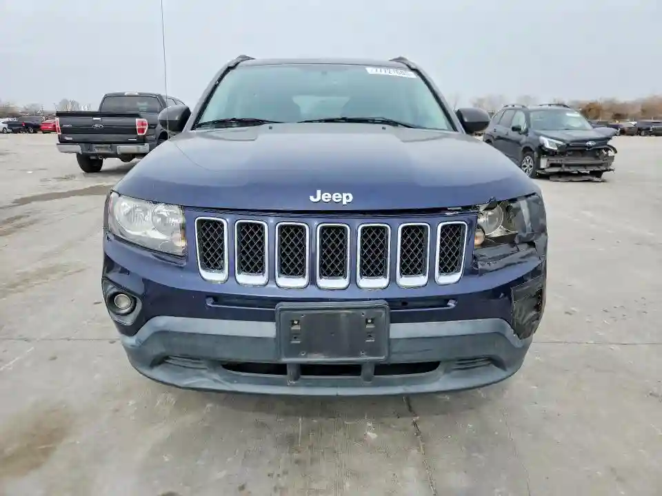 1C4NJCBB2FD263143 2015 JEEP COMPASS-4