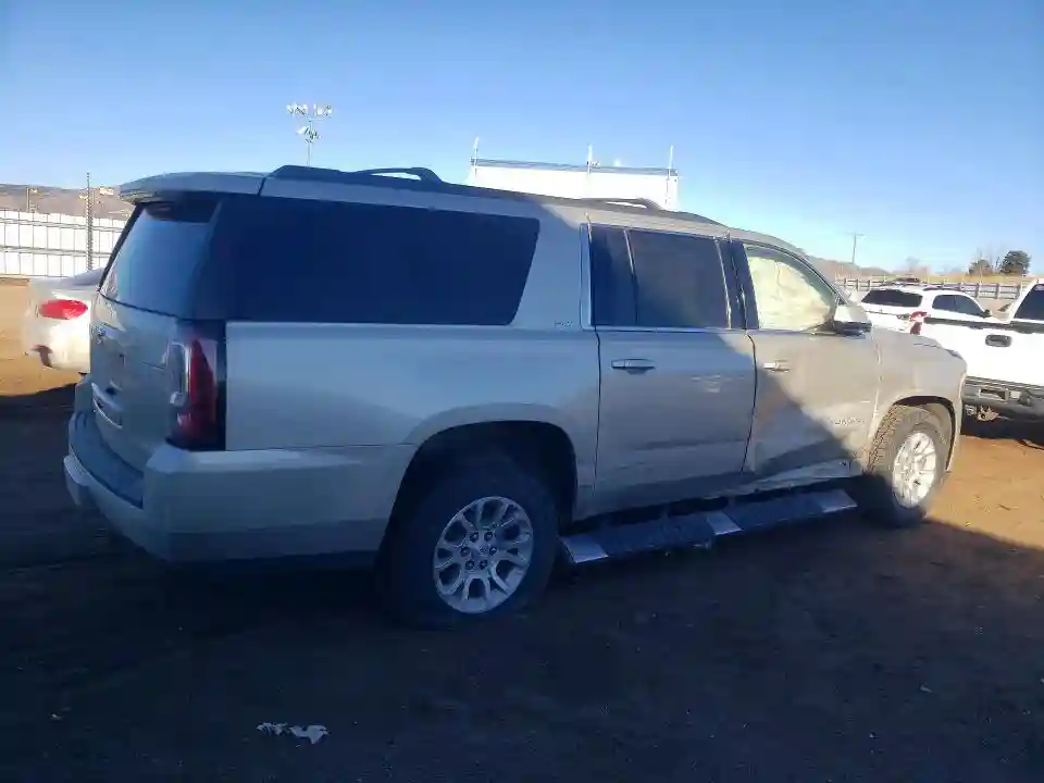 1GKS2GKC1HR156837 2017 GMC YUKON-2