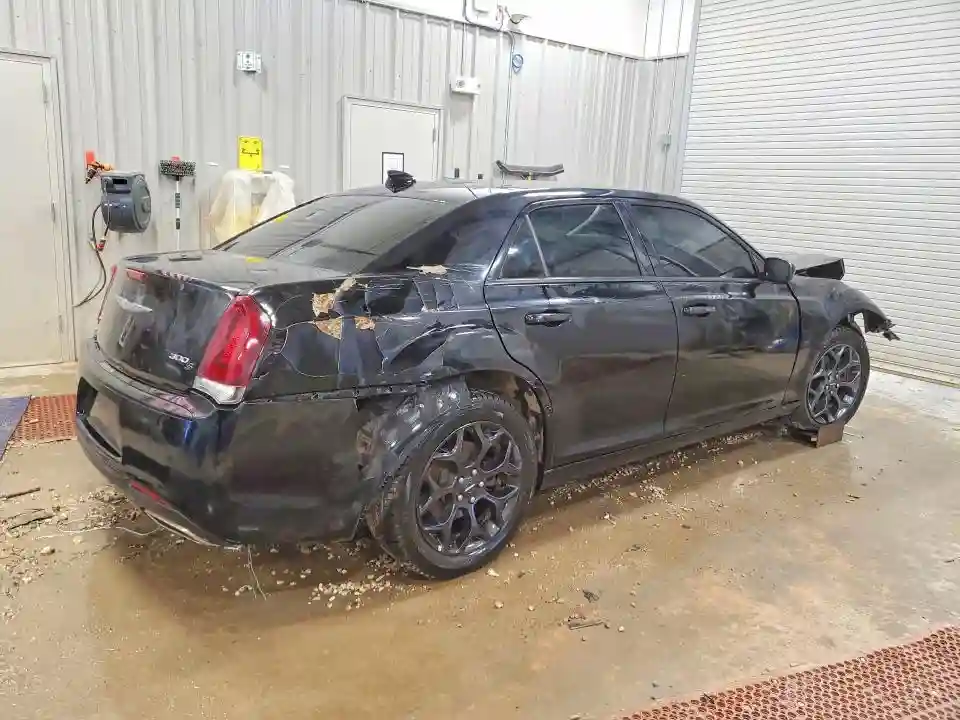 2C3CCAGG0KH539816 2019 CHRYSLER 300-2