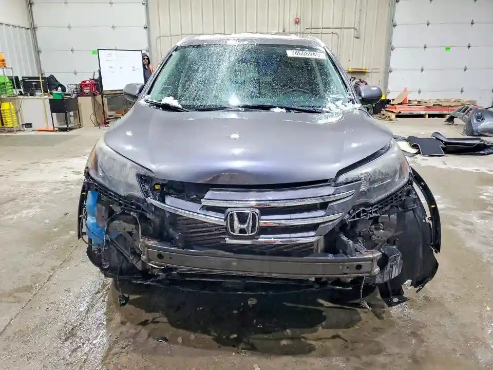 2HKRM4H71DH673215 2013 HONDA CRV-4
